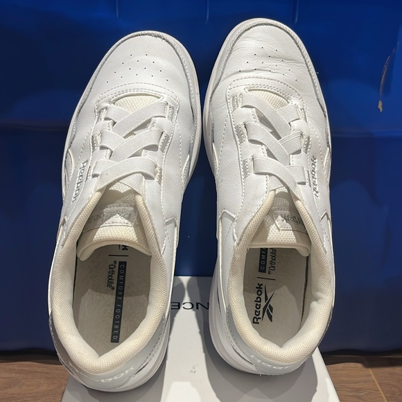 Reebok White Sneakers - Picture 4 of 4
